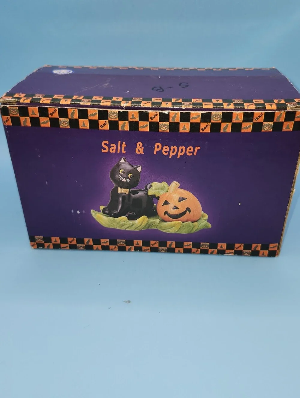 Vintage Halloween Ceramic Black Cat Pumpkin Salt Pepper Shakers Set NIB